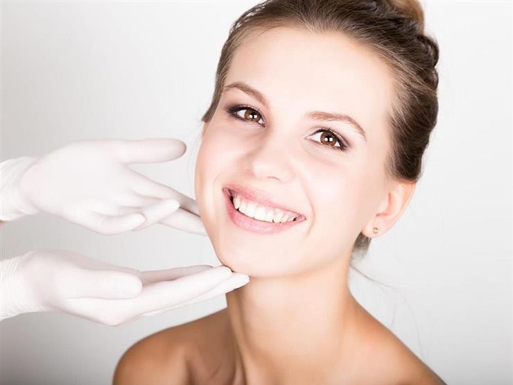 Gomachtige glimlach image